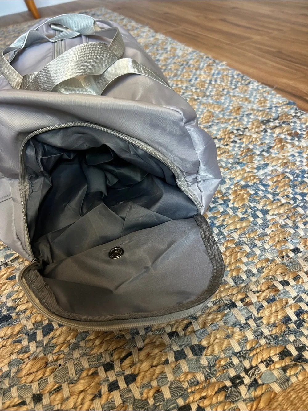 NWT Halara Light Gray Gym Duffel Bag | Travel Weekender Workout Tote